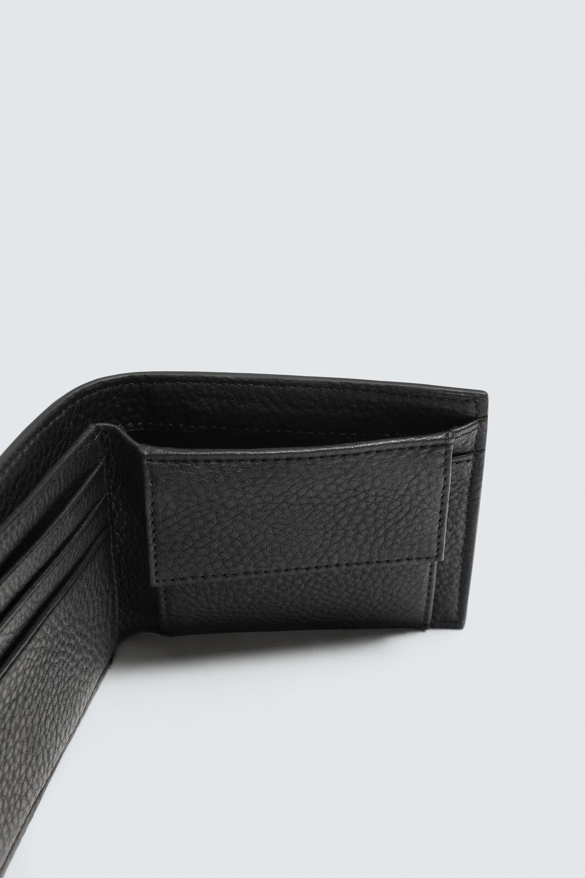 LEATHER WALLET